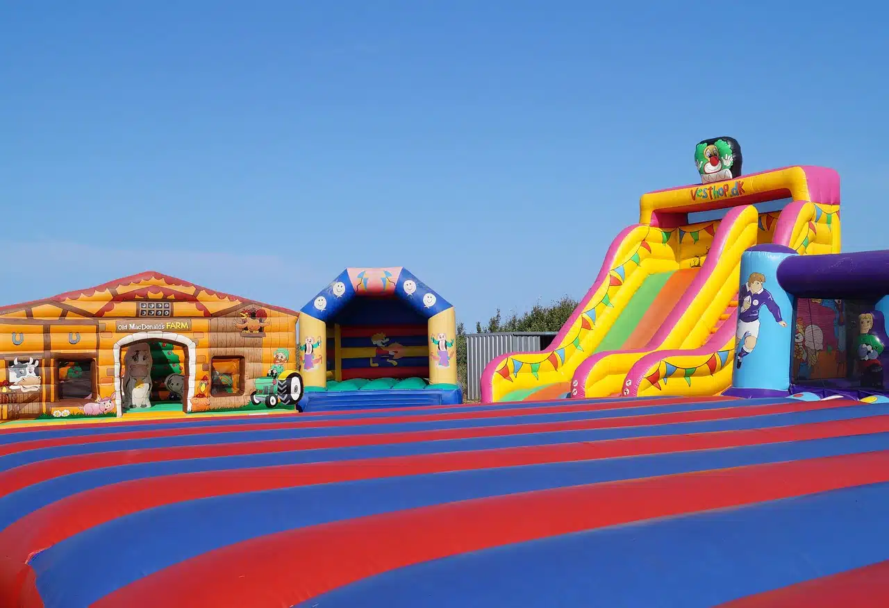 Château gonflable : le must-have des fêtes d’enfants en 2023