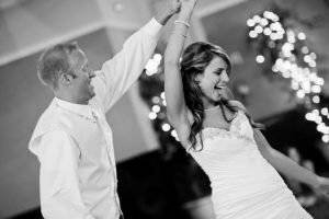 wedding-party-dance-bride-163219